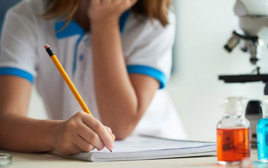 ¿Cómo prepararte para la PAES? 7 consejos para estudiar con éxito